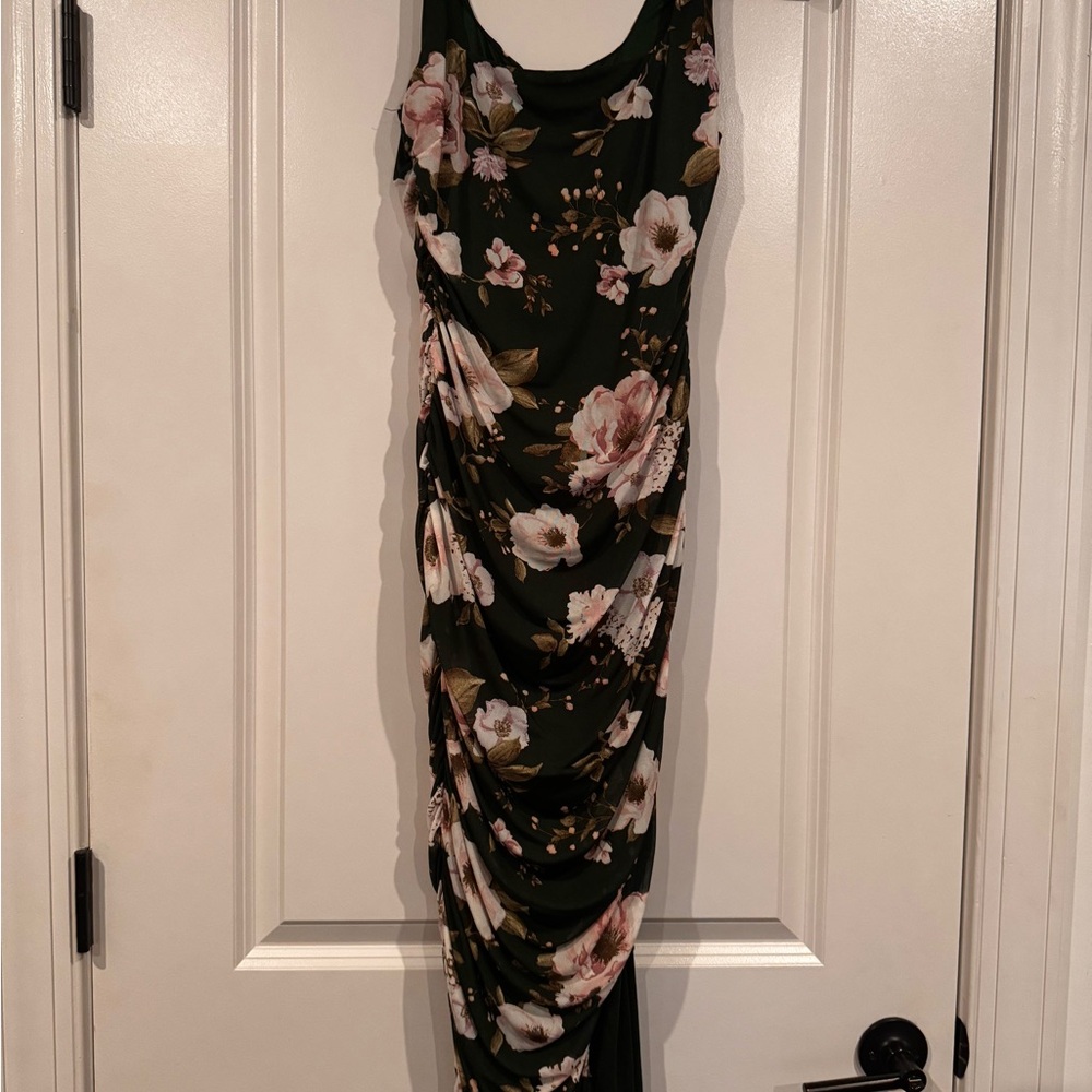 Lulus floral green dress